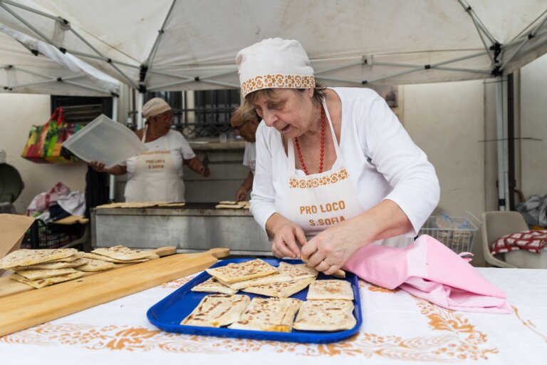 tortello-alla-lastra-santa-sofia-768x512-1.jpg