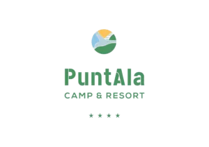 Logo PuntAla Camp & Resort con simbolo circolare stilizzato e testo verde con quattro stelle.